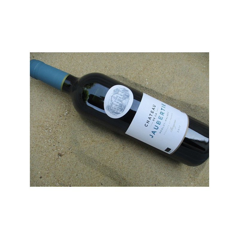 vin rouge chez epiceriedenouvelleaquitaine, spécialité du sud ouest.